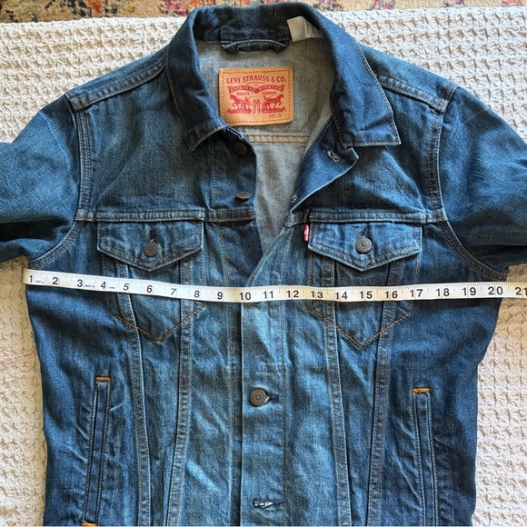 Levi's Men's Indigo Denim Jacket - Picture 6 of 15